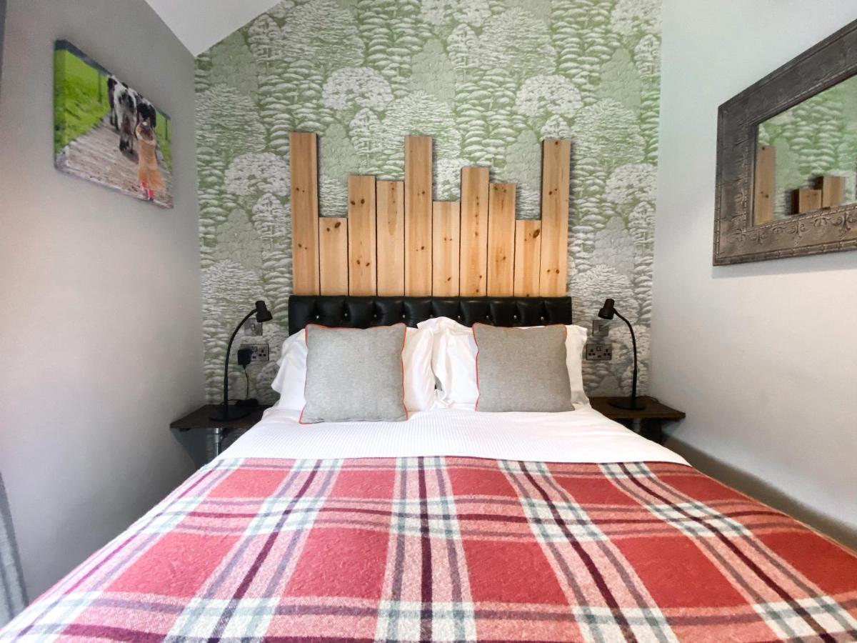 Helen Browning'S Royal Oak Hotel Swindon Ruang foto