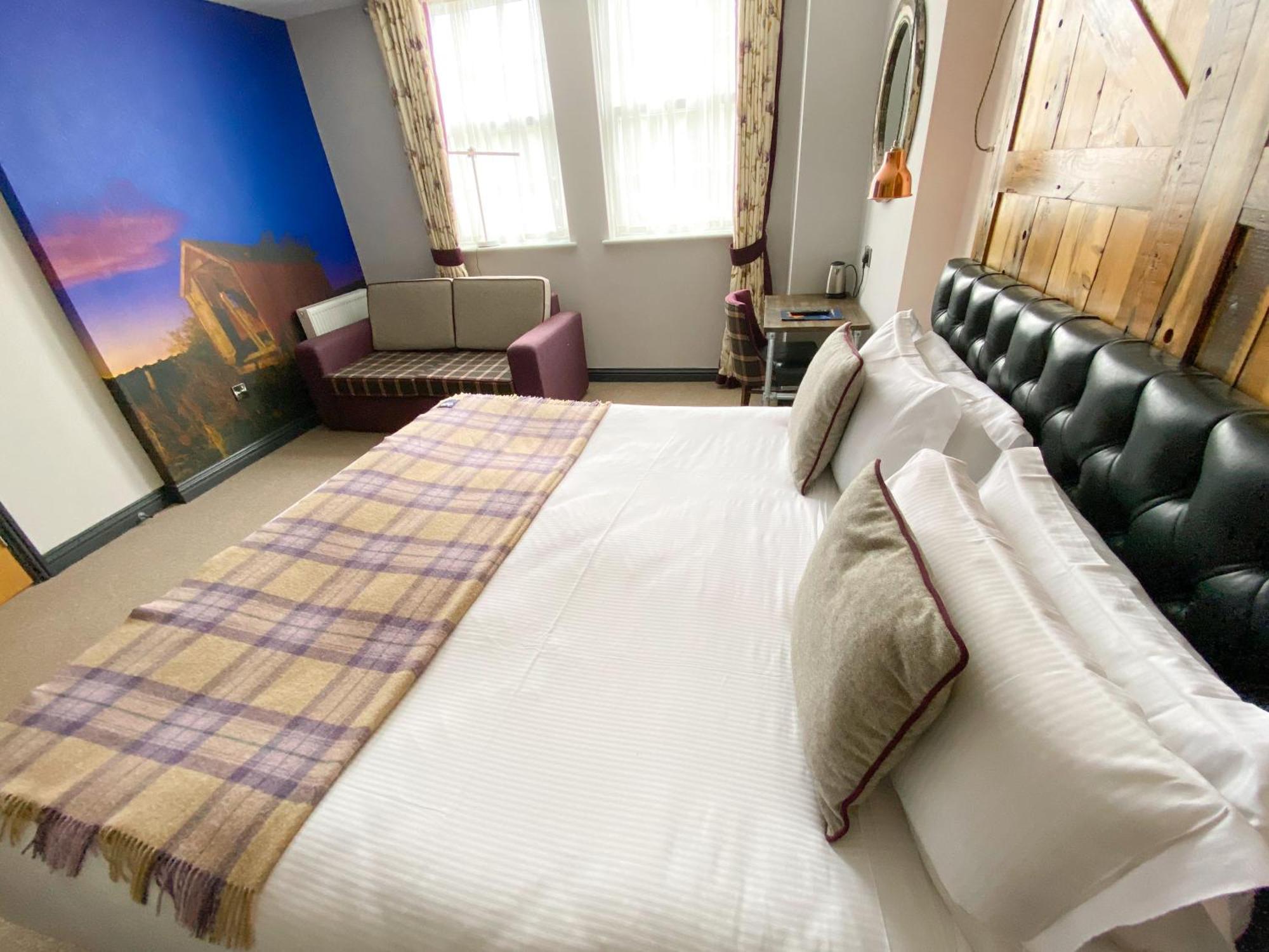 Helen Browning'S Royal Oak Hotel Swindon Ruang foto