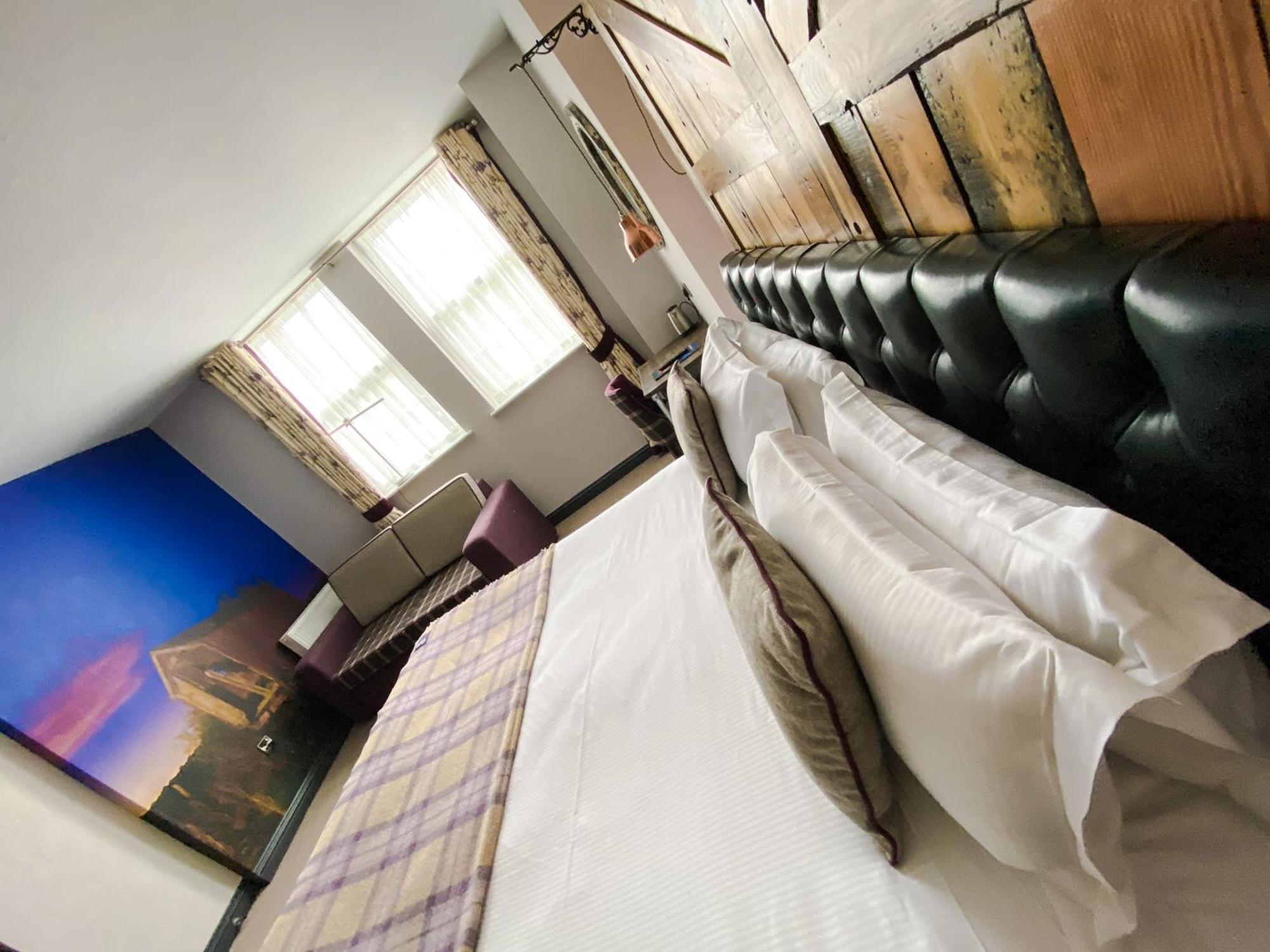 Helen Browning'S Royal Oak Hotel Swindon Ruang foto