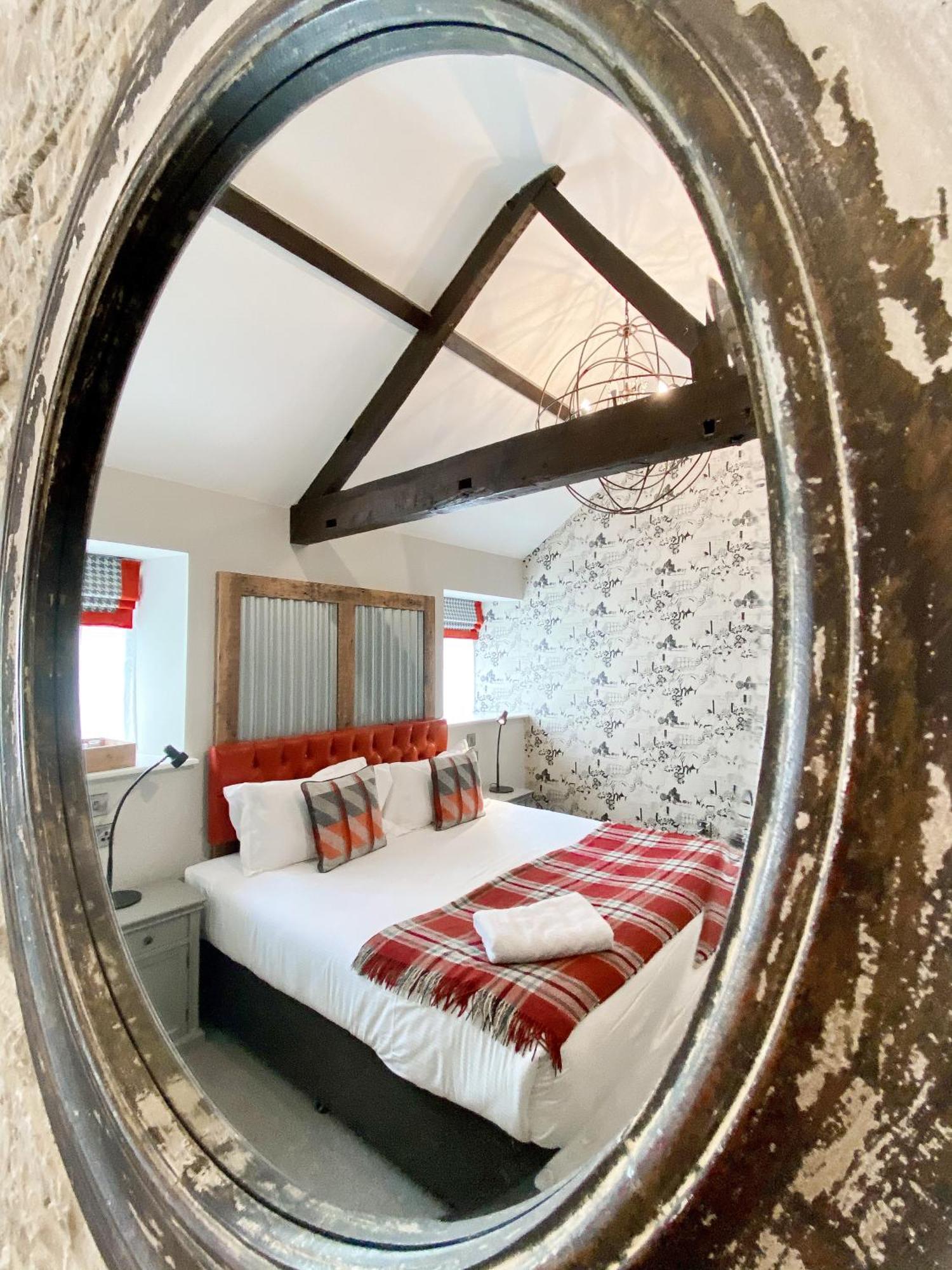 Helen Browning'S Royal Oak Hotel Swindon Ruang foto