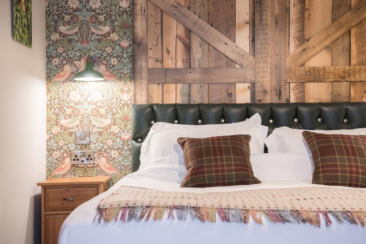 Helen Browning'S Royal Oak Hotel Swindon Ruang foto
